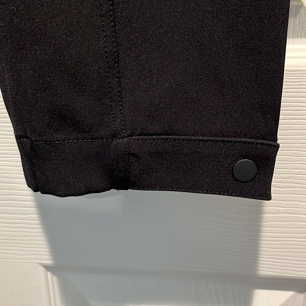 NWT Athleta Women’s Endless Cargo Black Pants size 14. - Picture 9 of 12